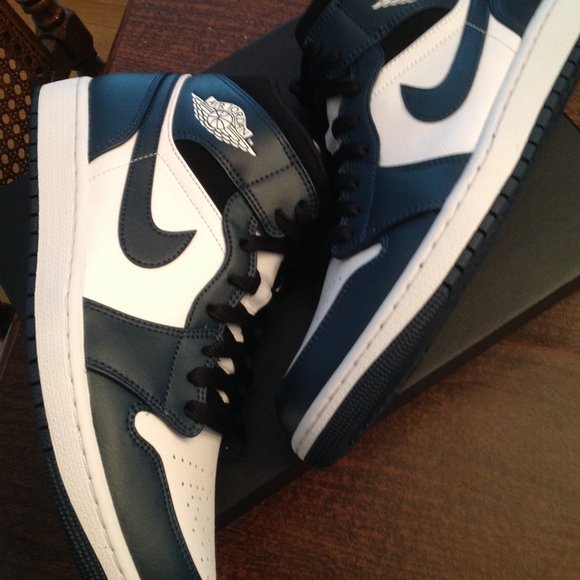 Air Jordan 1 Mid Men\'s Sneakers Armory Blue/White/Black - USA Size: 11 main image 9